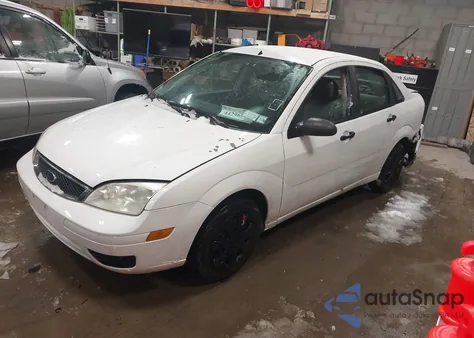 2006 Ford Focus Zx4 z USA, uszkodzony, nr VIN 1FAFP34N96W180555